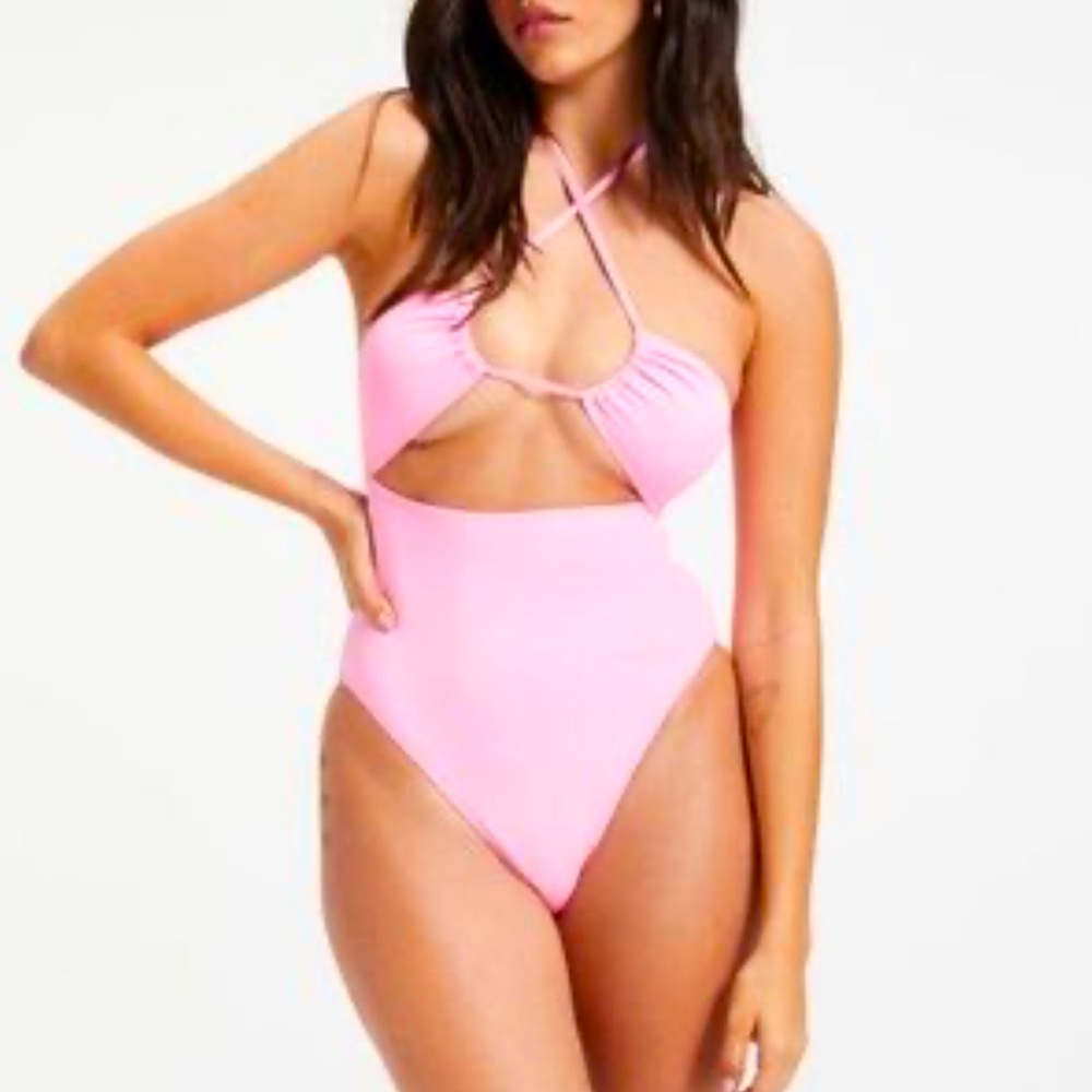 NWOT Good American Sugar Pink Halter One Piece Cut Out Strappy Swimsuit Large